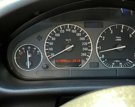 Синій БМВ 3 Серія, об'ємом двигуна 2 л та пробігом 375 тис. км за 2800 $, фото 5 на Automoto.ua