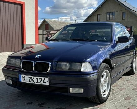 Синий БМВ 3 Серия, объемом двигателя 1.8 л и пробегом 300 тыс. км за 2350 $, фото 7 на Automoto.ua