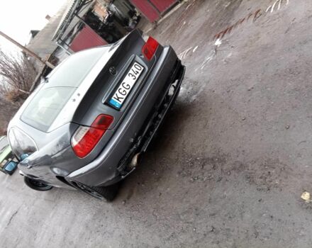 Синий БМВ 3 Серия, объемом двигателя 2 л и пробегом 299 тыс. км за 3000 $, фото 1 на Automoto.ua