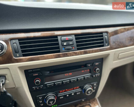 Синий БМВ 3 Серия, объемом двигателя 2 л и пробегом 122 тыс. км за 9999 $, фото 15 на Automoto.ua