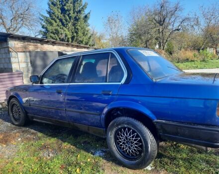 Синий БМВ 3 Серия, объемом двигателя 1.8 л и пробегом 250 тыс. км за 1350 $, фото 4 на Automoto.ua