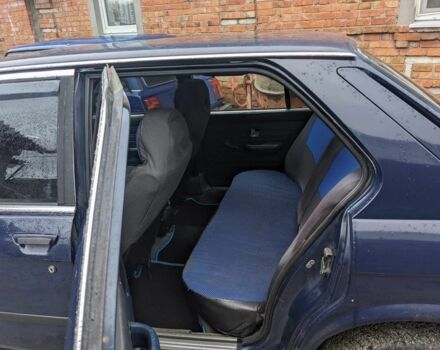 Синий БМВ 3 Серия, объемом двигателя 2 л и пробегом 300 тыс. км за 800 $, фото 3 на Automoto.ua