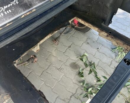 Синий БМВ 3 Серия, объемом двигателя 1.6 л и пробегом 2 тыс. км за 2800 $, фото 5 на Automoto.ua