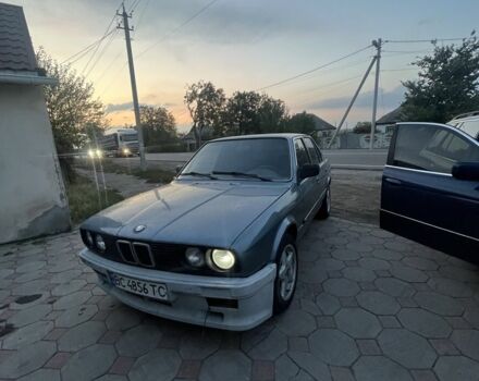 Синій БМВ 3 Серія, об'ємом двигуна 1.8 л та пробігом 453 тис. км за 1400 $, фото 1 на Automoto.ua