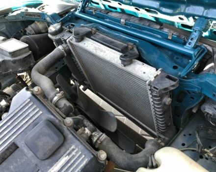 Синий БМВ 3 Серия, объемом двигателя 1.6 л и пробегом 175 тыс. км за 4500 $, фото 6 на Automoto.ua