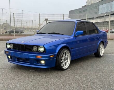 Синий БМВ 3 Серия, объемом двигателя 2 л и пробегом 200 тыс. км за 4000 $, фото 1 на Automoto.ua