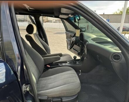 Синий БМВ 3 Серия, объемом двигателя 2 л и пробегом 430 тыс. км за 3000 $, фото 7 на Automoto.ua