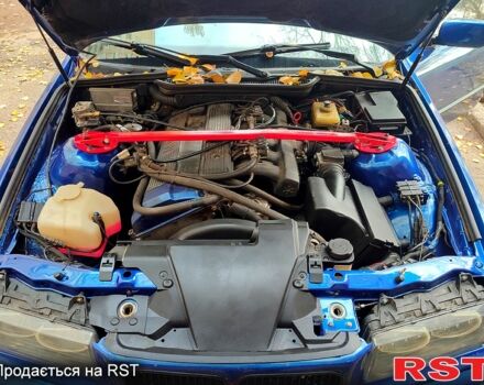 Синий БМВ 3 Серия, объемом двигателя 2 л и пробегом 334 тыс. км за 3700 $, фото 7 на Automoto.ua