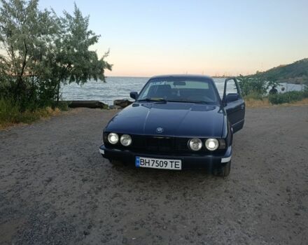 Синий БМВ 3 Серия, объемом двигателя 2.5 л и пробегом 420 тыс. км за 800 $, фото 6 на Automoto.ua