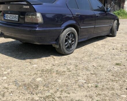 Синий БМВ 3 Серия, объемом двигателя 1.8 л и пробегом 280 тыс. км за 1500 $, фото 3 на Automoto.ua