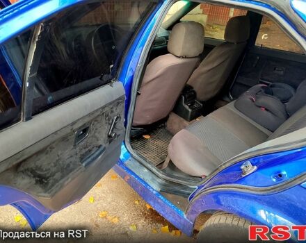 Синий БМВ 3 Серия, объемом двигателя 2 л и пробегом 334 тыс. км за 3700 $, фото 2 на Automoto.ua