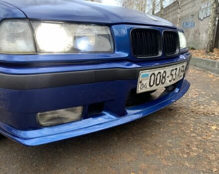 Синий БМВ 3 Серия, объемом двигателя 1.8 л и пробегом 550 тыс. км за 1950 $, фото 9 на Automoto.ua