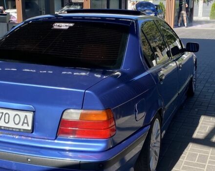 Синий БМВ 3 Серия, объемом двигателя 2.8 л и пробегом 512 тыс. км за 3000 $, фото 4 на Automoto.ua