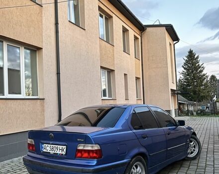 Синий БМВ 3 Серия, объемом двигателя 1.6 л и пробегом 285 тыс. км за 2600 $, фото 1 на Automoto.ua
