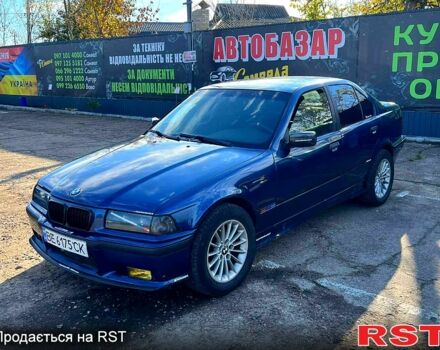 Синий БМВ 3 Серия, объемом двигателя 1.8 л и пробегом 211 тыс. км за 2400 $, фото 1 на Automoto.ua