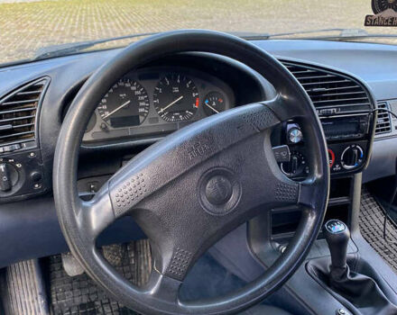 Синій БМВ 3 Серія, об'ємом двигуна 1.6 л та пробігом 374 тис. км за 2300 $, фото 16 на Automoto.ua