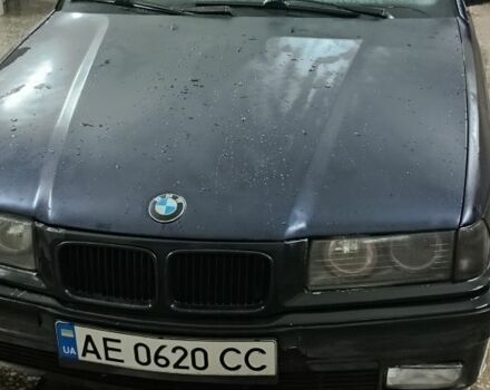 Синий БМВ 3 Серия, объемом двигателя 0 л и пробегом 280 тыс. км за 1584 $, фото 2 на Automoto.ua