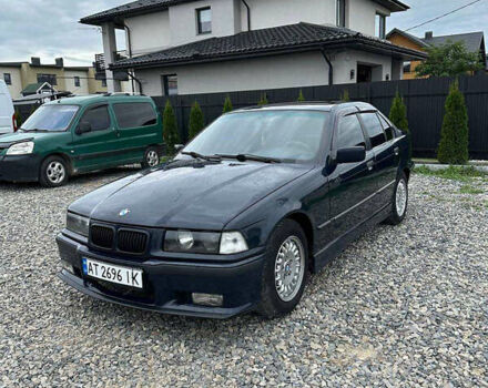 Синий БМВ 3 Серия, объемом двигателя 1.6 л и пробегом 350 тыс. км за 2700 $, фото 11 на Automoto.ua