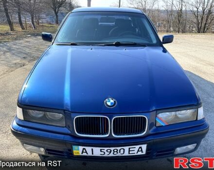 Синий БМВ 3 Серия, объемом двигателя 2 л и пробегом 300 тыс. км за 2450 $, фото 9 на Automoto.ua
