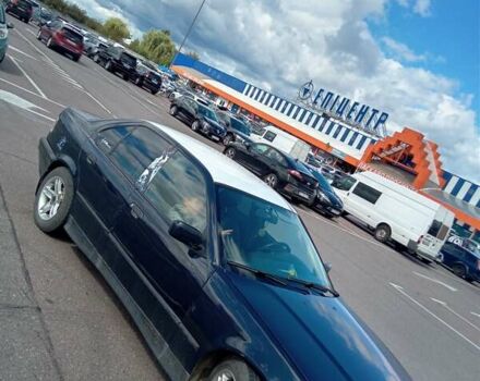 Синий БМВ 3 Серия, объемом двигателя 1.78 л и пробегом 290 тыс. км за 2300 $, фото 5 на Automoto.ua