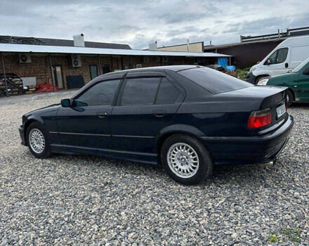 Синий БМВ 3 Серия, объемом двигателя 1.6 л и пробегом 350 тыс. км за 2700 $, фото 9 на Automoto.ua