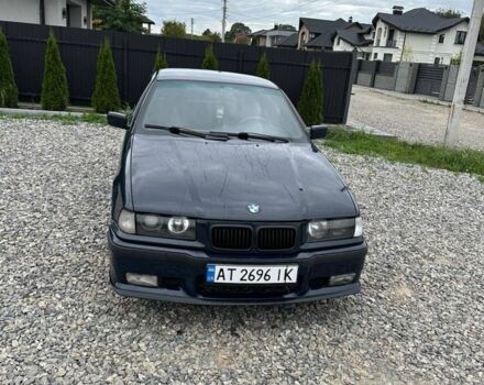 Синий БМВ 3 Серия, объемом двигателя 1.6 л и пробегом 200 тыс. км за 1700 $, фото 1 на Automoto.ua