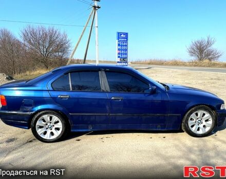 Синий БМВ 3 Серия, объемом двигателя 2 л и пробегом 300 тыс. км за 2450 $, фото 5 на Automoto.ua