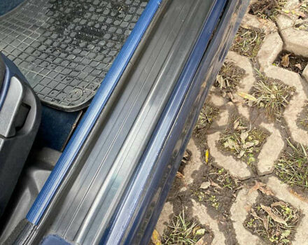 Синій БМВ 3 Серія, об'ємом двигуна 1.6 л та пробігом 374 тис. км за 2300 $, фото 21 на Automoto.ua