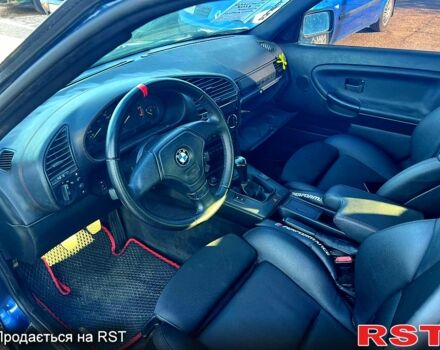 Синий БМВ 3 Серия, объемом двигателя 1.8 л и пробегом 211 тыс. км за 2400 $, фото 7 на Automoto.ua