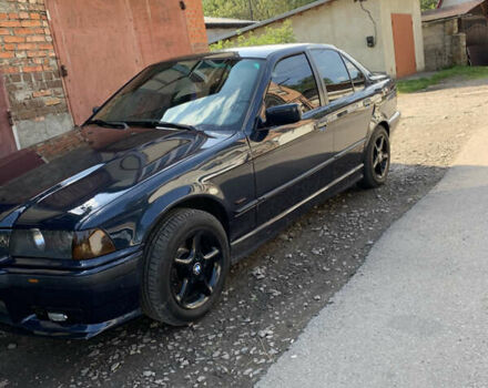 Синій БМВ 3 Серія, об'ємом двигуна 1.8 л та пробігом 333 тис. км за 3350 $, фото 2 на Automoto.ua