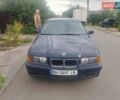 Синий БМВ 3 Серия, объемом двигателя 1.8 л и пробегом 200 тыс. км за 2500 $, фото 4 на Automoto.ua