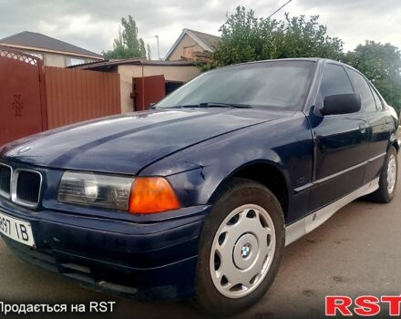 Синий БМВ 3 Серия, объемом двигателя 1.8 л и пробегом 202 тыс. км за 2500 $, фото 1 на Automoto.ua