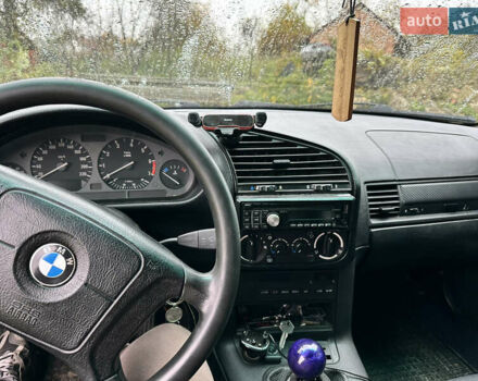 Синій БМВ 3 Серія, об'ємом двигуна 1.8 л та пробігом 600 тис. км за 3400 $, фото 22 на Automoto.ua
