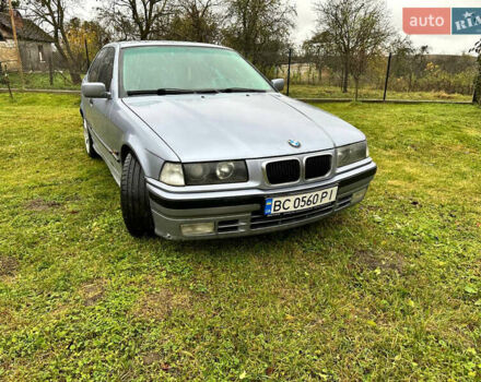 Синій БМВ 3 Серія, об'ємом двигуна 1.8 л та пробігом 600 тис. км за 3400 $, фото 19 на Automoto.ua