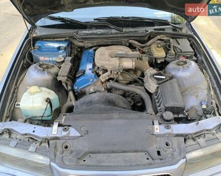 Синий БМВ 3 Серия, объемом двигателя 1.8 л и пробегом 240 тыс. км за 2800 $, фото 8 на Automoto.ua