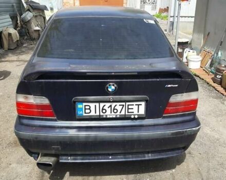 Синій БМВ 3 Серія, об'ємом двигуна 1.8 л та пробігом 357 тис. км за 3300 $, фото 1 на Automoto.ua