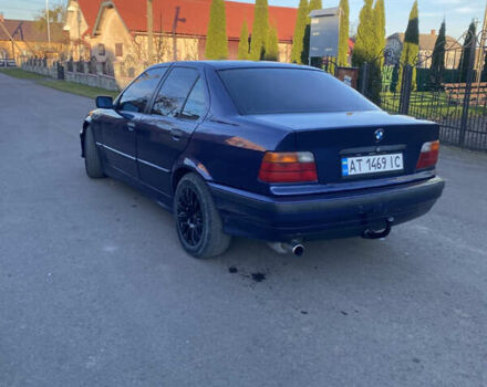 Синій БМВ 3 Серія, об'ємом двигуна 1.8 л та пробігом 350 тис. км за 2550 $, фото 3 на Automoto.ua