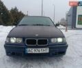 Синий БМВ 3 Серия, объемом двигателя 1.8 л и пробегом 456 тыс. км за 2950 $, фото 1 на Automoto.ua