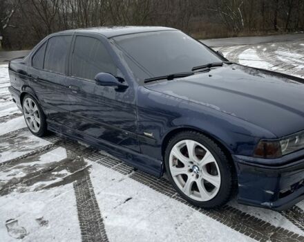 Синий БМВ 3 Серия, объемом двигателя 1.8 л и пробегом 40 тыс. км за 1600 $, фото 2 на Automoto.ua