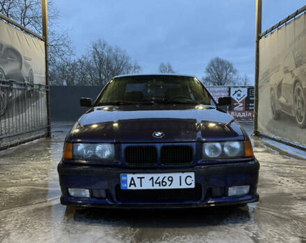 Синий БМВ 3 Серия, объемом двигателя 1.8 л и пробегом 402 тыс. км за 2300 $, фото 6 на Automoto.ua