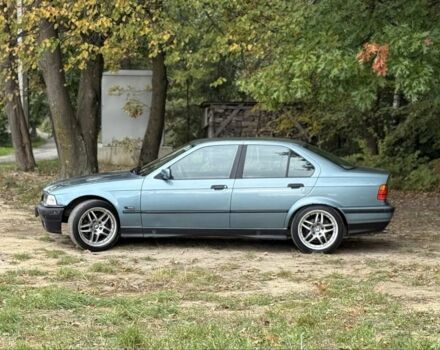 Синий БМВ 3 Серия, объемом двигателя 2 л и пробегом 280 тыс. км за 2500 $, фото 6 на Automoto.ua