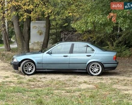 Синій БМВ 3 Серія, об'ємом двигуна 2 л та пробігом 280 тис. км за 2500 $, фото 5 на Automoto.ua