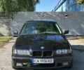 Синий БМВ 3 Серия, объемом двигателя 1.8 л и пробегом 300 тыс. км за 1999 $, фото 1 на Automoto.ua