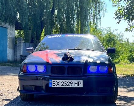 Синій БМВ 3 Серія, об'ємом двигуна 1.6 л та пробігом 336 тис. км за 2060 $, фото 4 на Automoto.ua