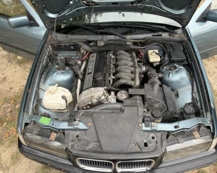 Синий БМВ 3 Серия, объемом двигателя 2 л и пробегом 280 тыс. км за 2500 $, фото 21 на Automoto.ua