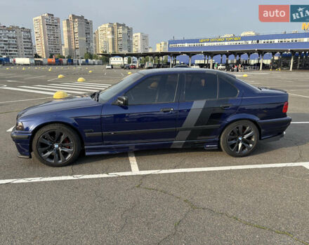 Синий БМВ 3 Серия, объемом двигателя 2 л и пробегом 322 тыс. км за 5000 $, фото 8 на Automoto.ua