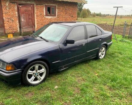 Синий БМВ 3 Серия, объемом двигателя 1.8 л и пробегом 790 тыс. км за 2500 $, фото 3 на Automoto.ua