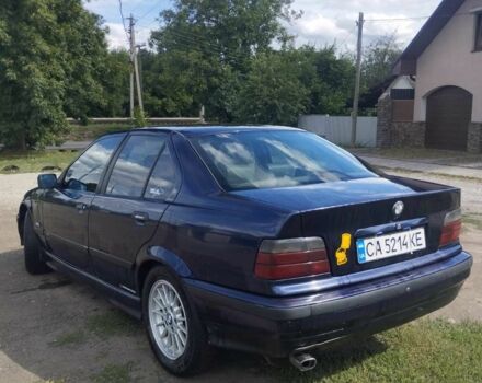 Синий БМВ 3 Серия, объемом двигателя 1.7 л и пробегом 70 тыс. км за 1700 $, фото 1 на Automoto.ua