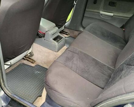 Синій БМВ 3 Серія, об'ємом двигуна 1.8 л та пробігом 222 тис. км за 2500 $, фото 5 на Automoto.ua