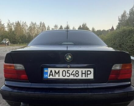 Синий БМВ 3 Серия, объемом двигателя 1.8 л и пробегом 400 тыс. км за 3000 $, фото 12 на Automoto.ua